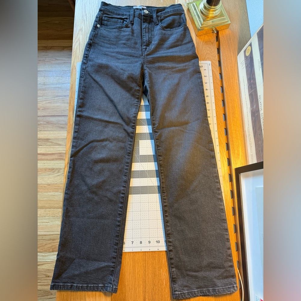 Frame Le Jane Anke Straight Leg Jeans